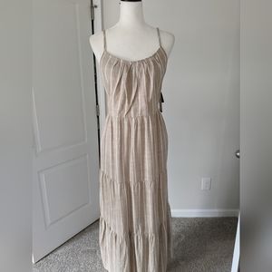 Robbie Bee Floor Length Dress beige spaghetti straps Size L